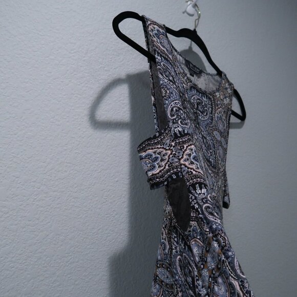 American Eagle Soft & Sexy Swing Dress Womens Midi Paisley Side Cut Outs Boho M - Picture 2 of 15